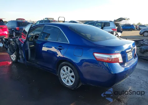 2007 Toyota Camry Hybrid z USA, uszkodzony, nr VIN JTNBB46K173025514